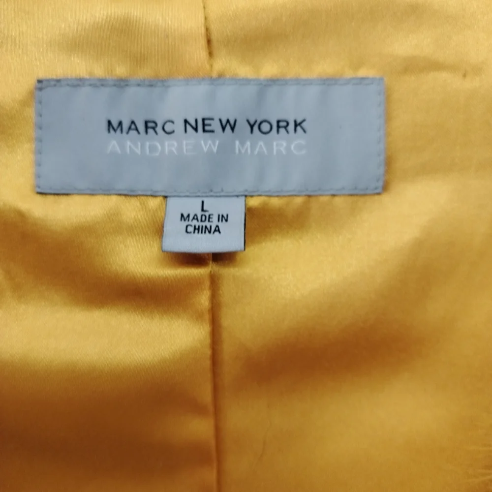 MARC NY Andrew Marc Faux Fur Golden Color Vest NWT - Picture 6 of 8